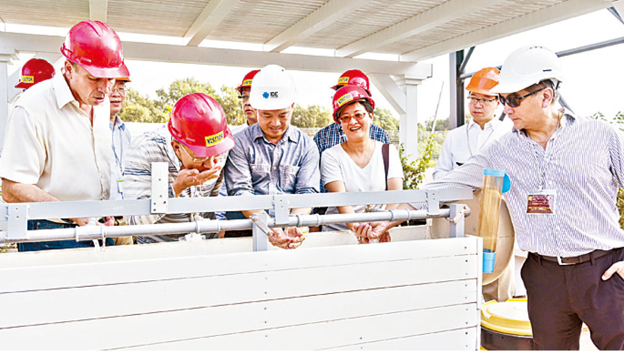 圖片新聞: 訪問