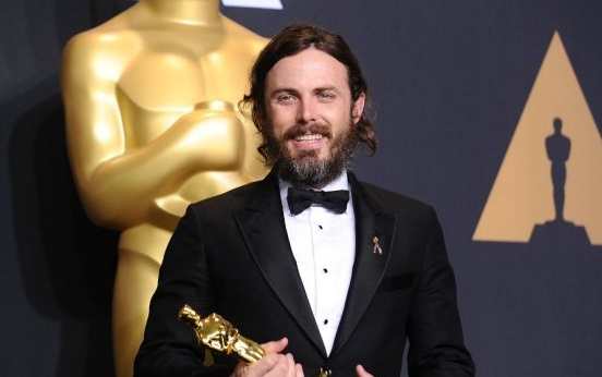 奧斯卡影帝卡斯離婚