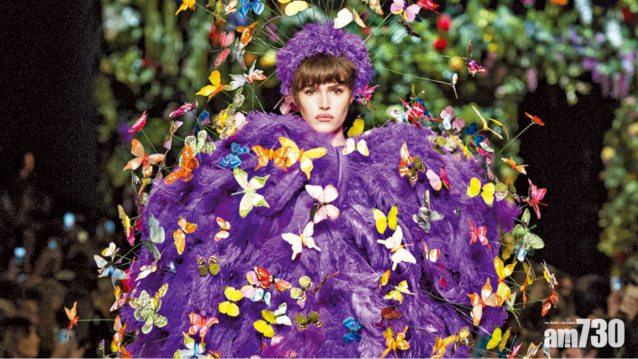 MOSCHINO新裝如百花爭豔