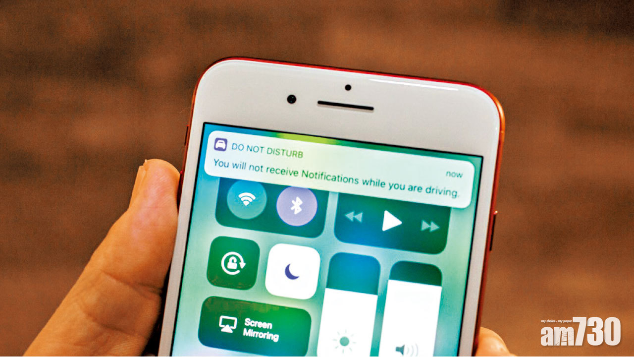 iOS 12更新 FaceTime引入Animoji