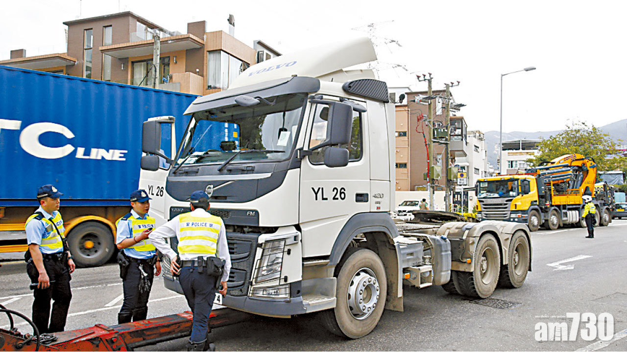 屯門致命交通意外 運廢料車涉撞斃83歲婦