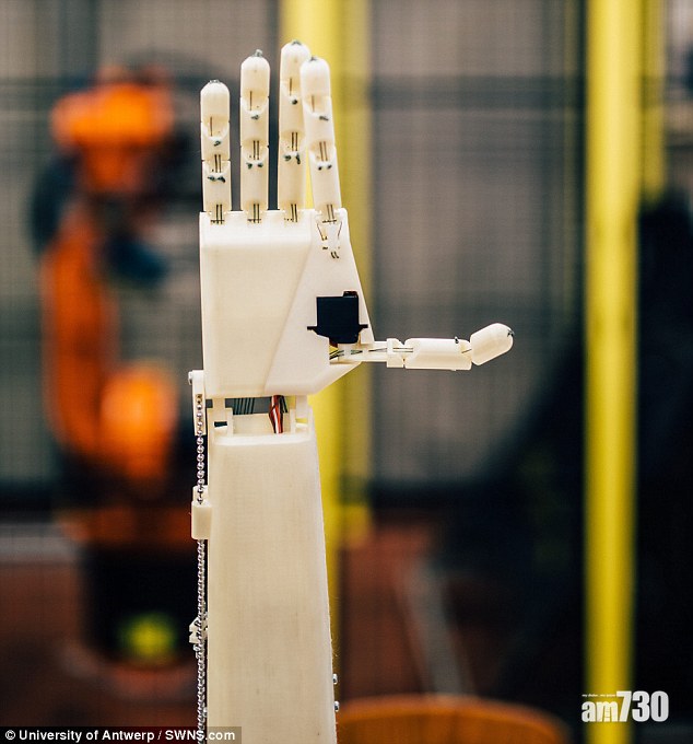 手語翻譯機無障礙