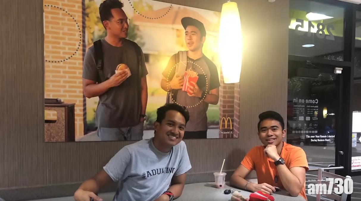 【種族平等】亞裔學生偷貼自製海報  麥記唔追究仲俾5萬美元獎金