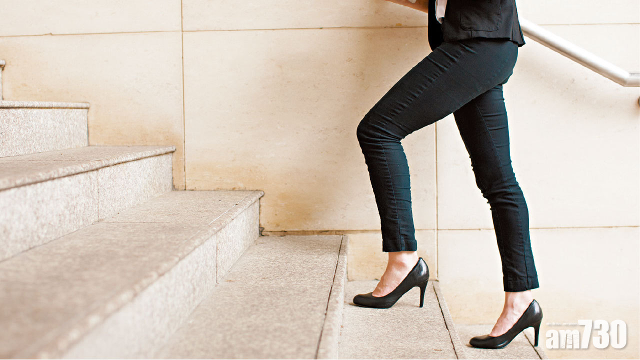 常穿高踭鞋 易患髕骨軟化症