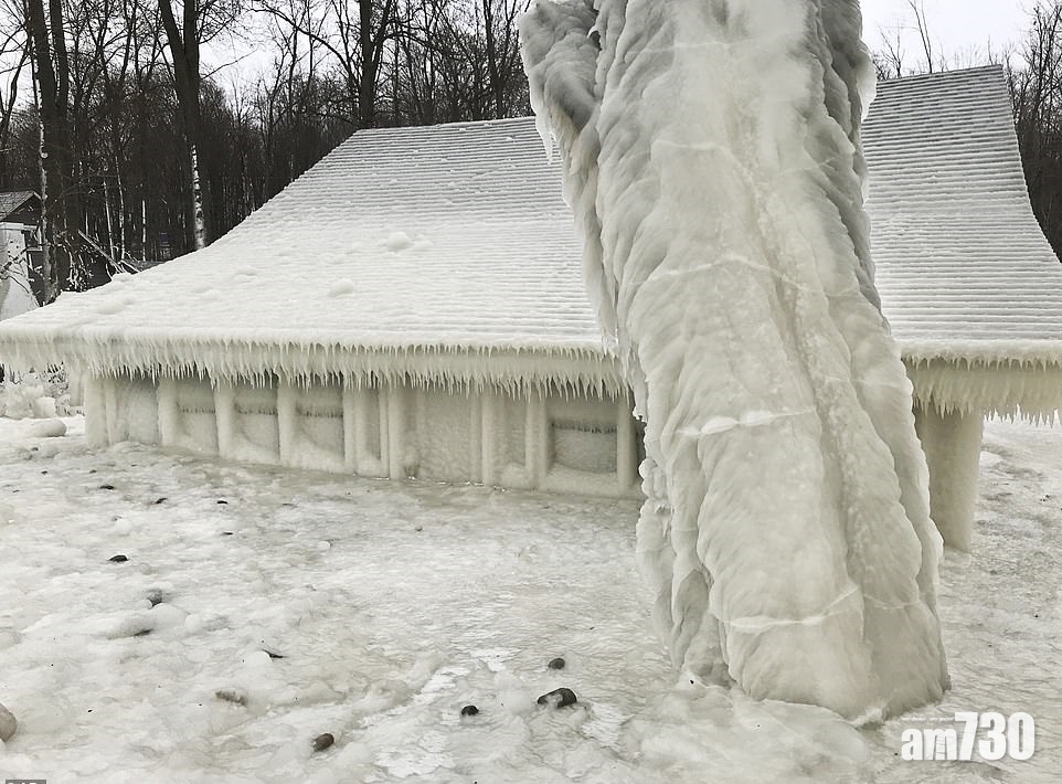 冰凍四呎 數日之寒