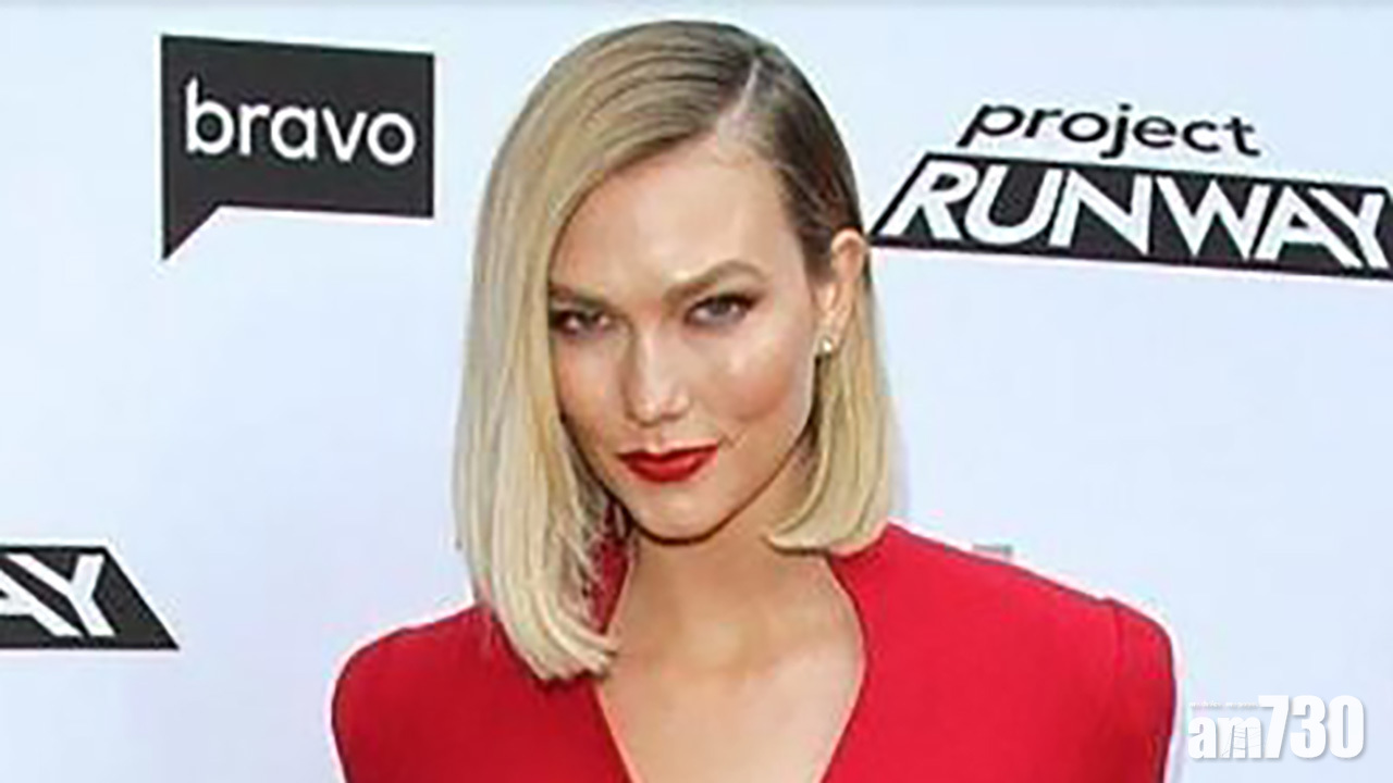 超模Karlie Kloss 紅裙豔光四射