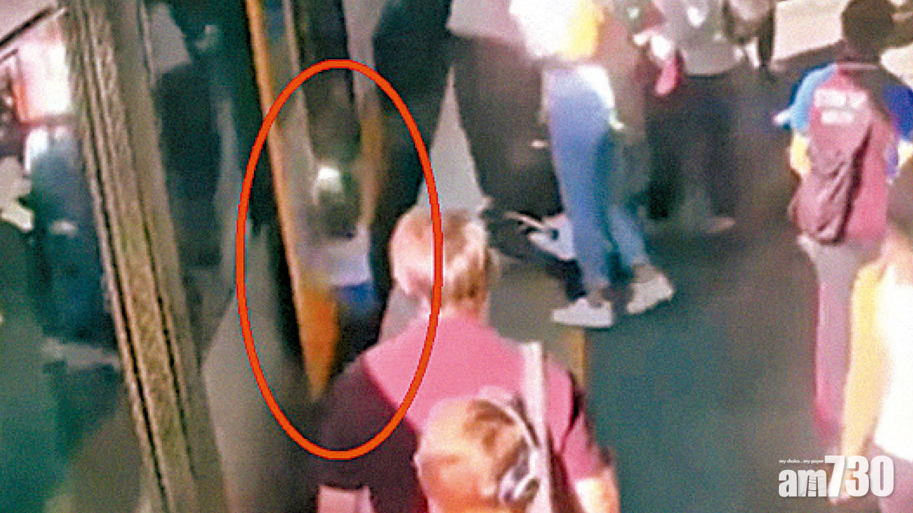 上火車「突然消失」男童墮隙險死