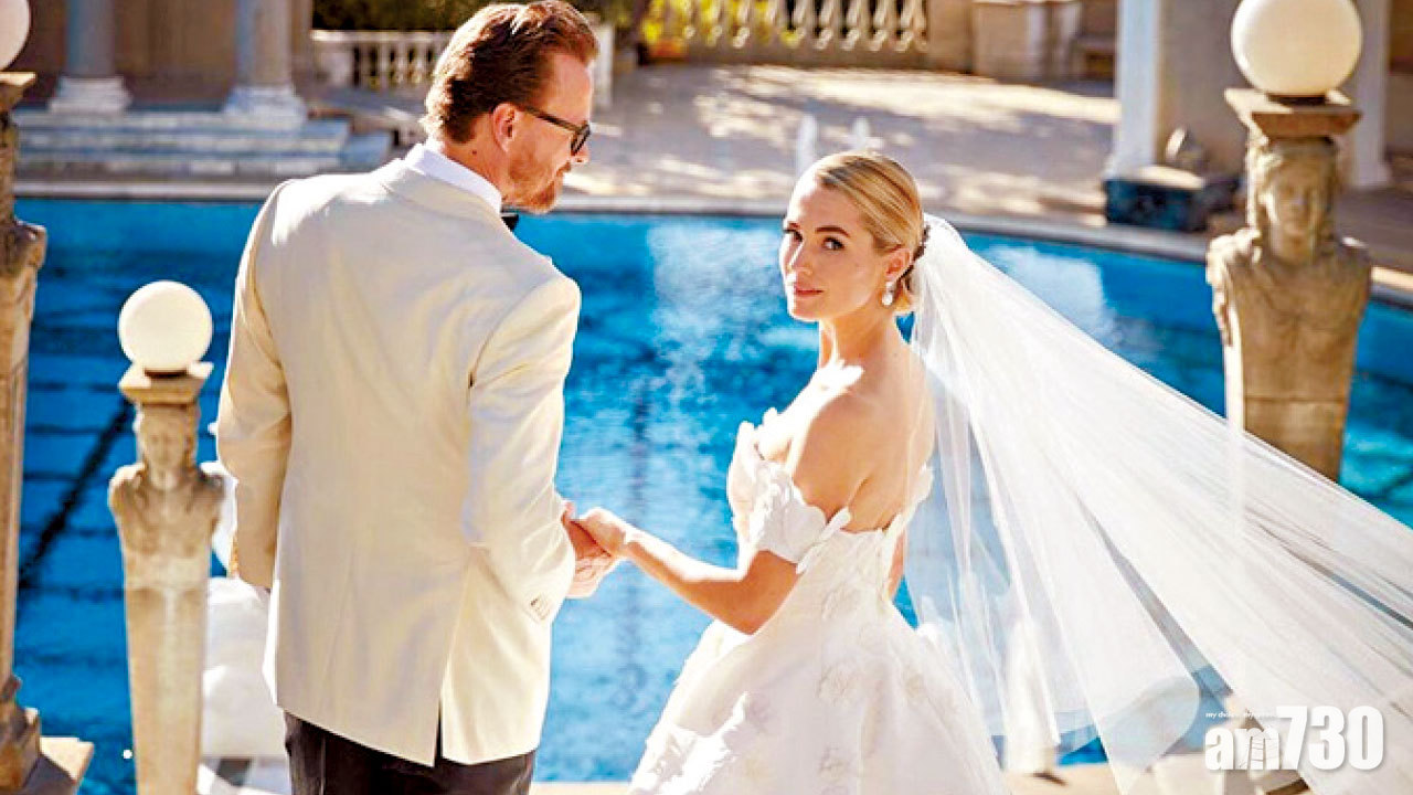 誇張還是典雅？ 超模名媛婚紗各具特色