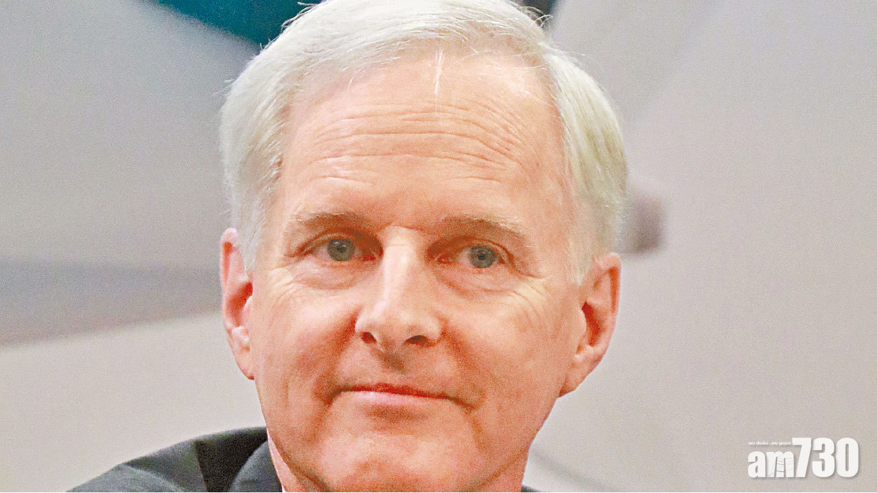 月內3高層變更 國泰再地震 史樂山呈辭