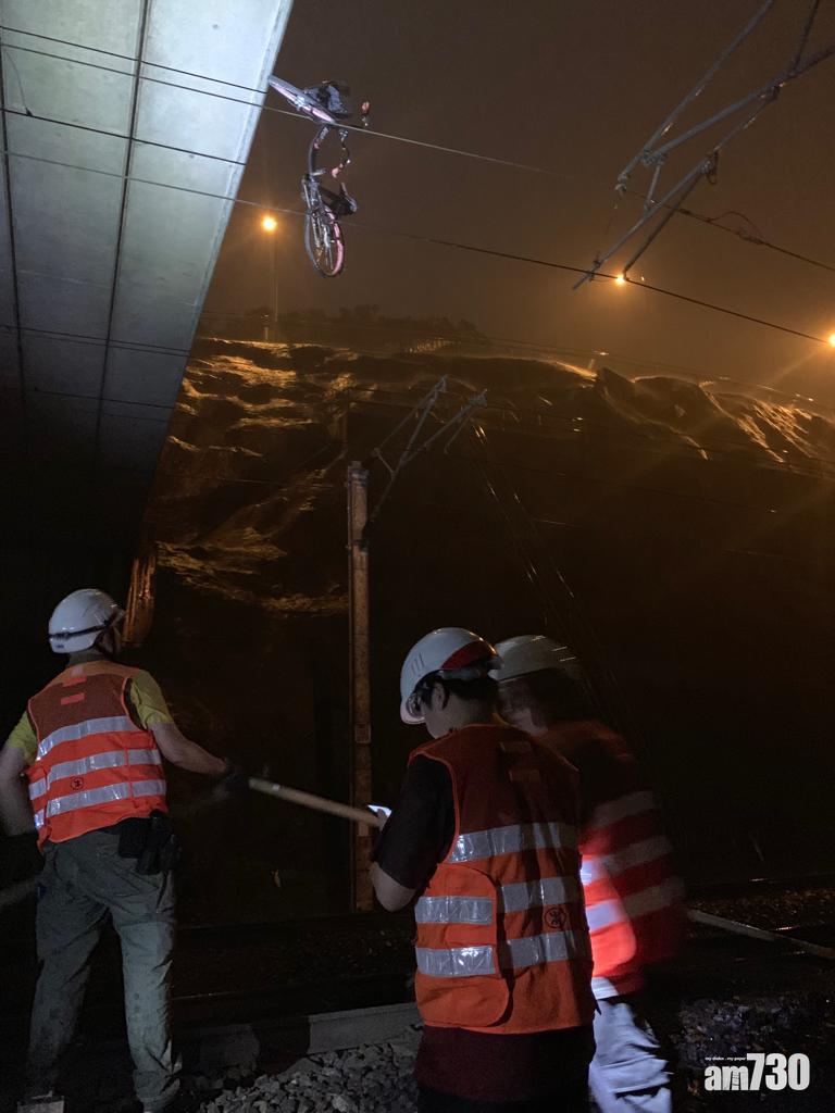 今晨有單車掛架空電纜　東鐵綫頭班車延遲開出