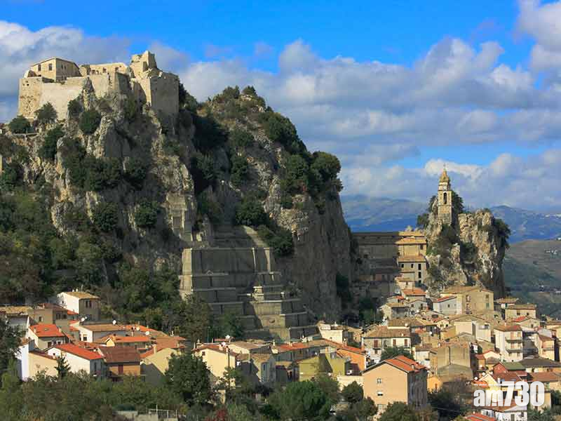 【流失9000人】年輕人遷出意小鎮  政府派21.6萬利誘移居