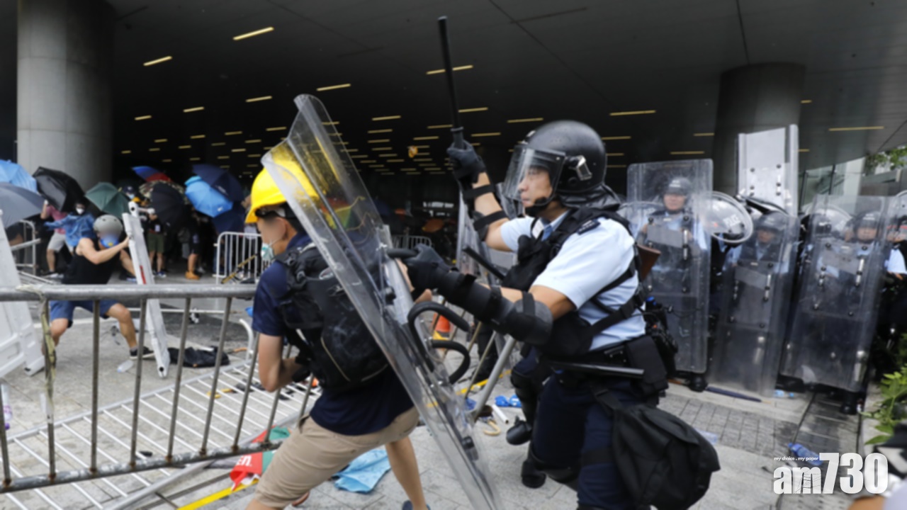 【6.12金鐘】首宗暴動案提堂  21歲男被控3罪准保釋