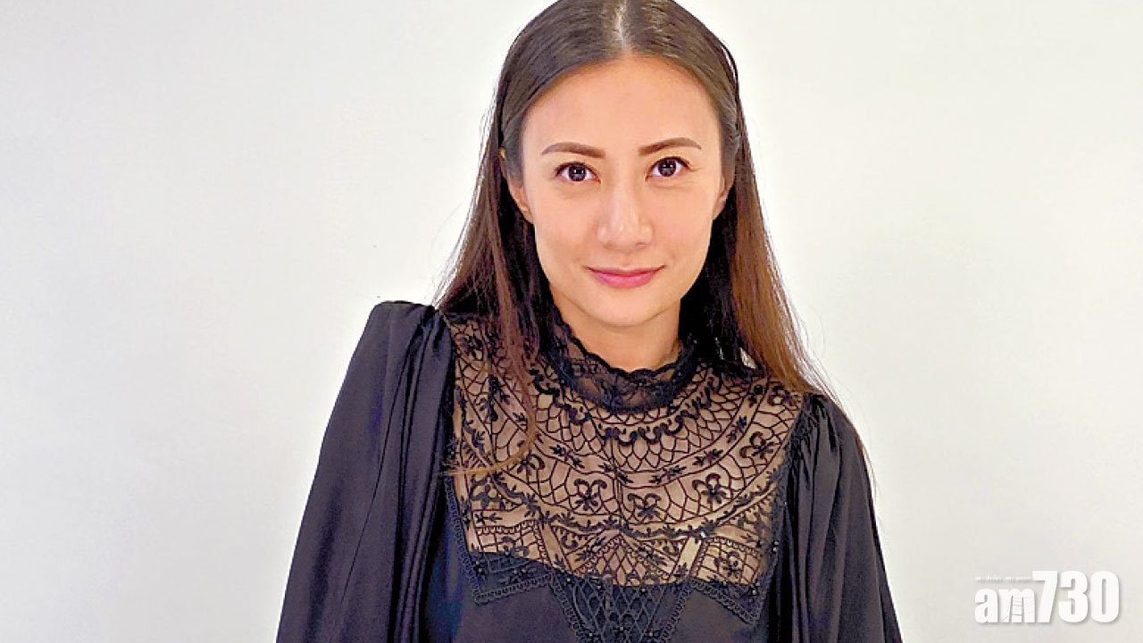 母擔心唔識湊仔 黃依汶：淡定