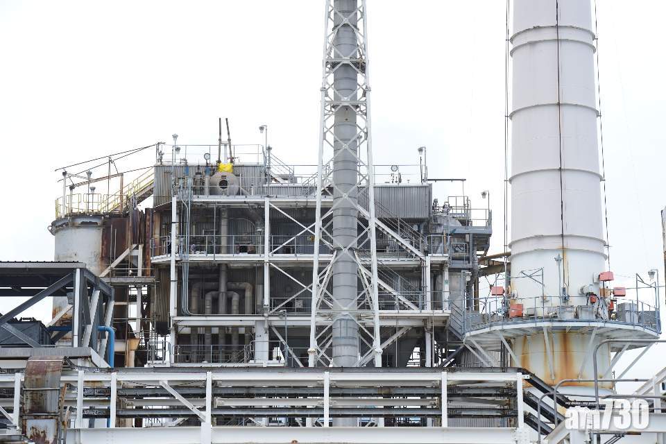 青衣化學廢物處理中心塌金屬支架至少10人傷