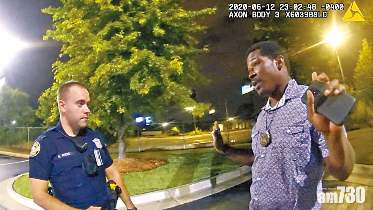 觸發示威快餐店被燒 美再有黑人遭警截查身亡