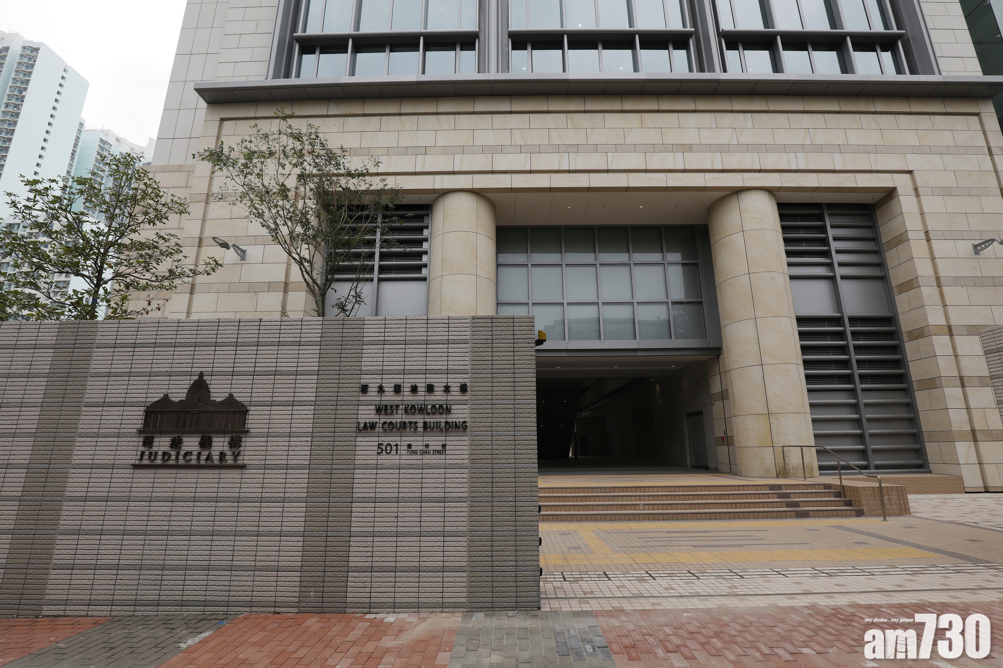 「空姐牛肉飯」老闆控梁家榮公職失當被拒