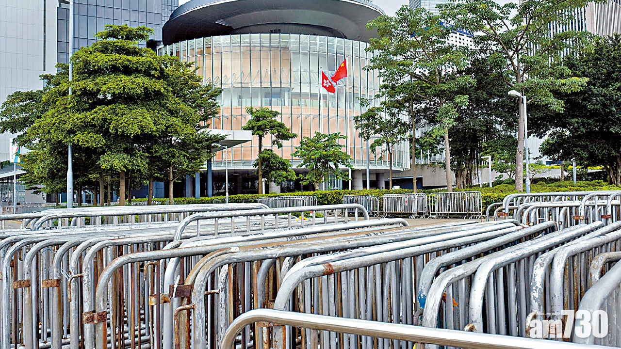 料民主派接受延任 譚耀宗喻重新做人