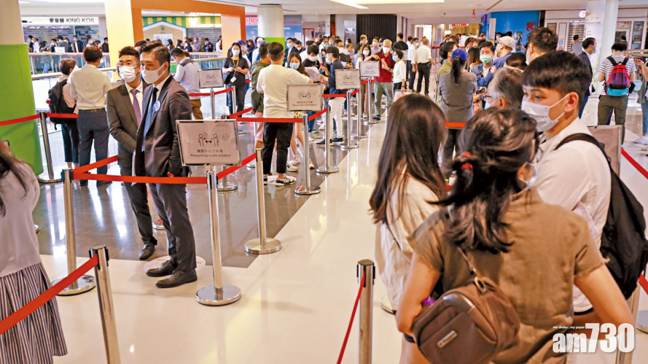 新盤入飛反應火熱 柏傲莊II收萬七票 超購48倍