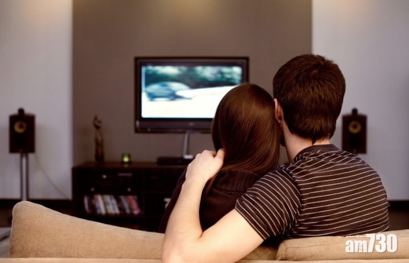 【白色情人節】唔送朱古力　送煲劇必備零食加威士忌