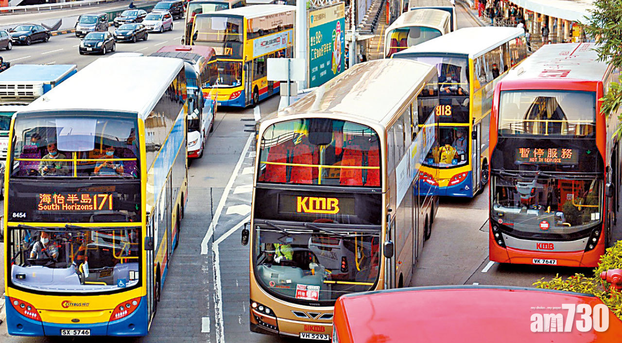 稱巴士公司「蝕到入肉」 特首：倘不加價將減服務