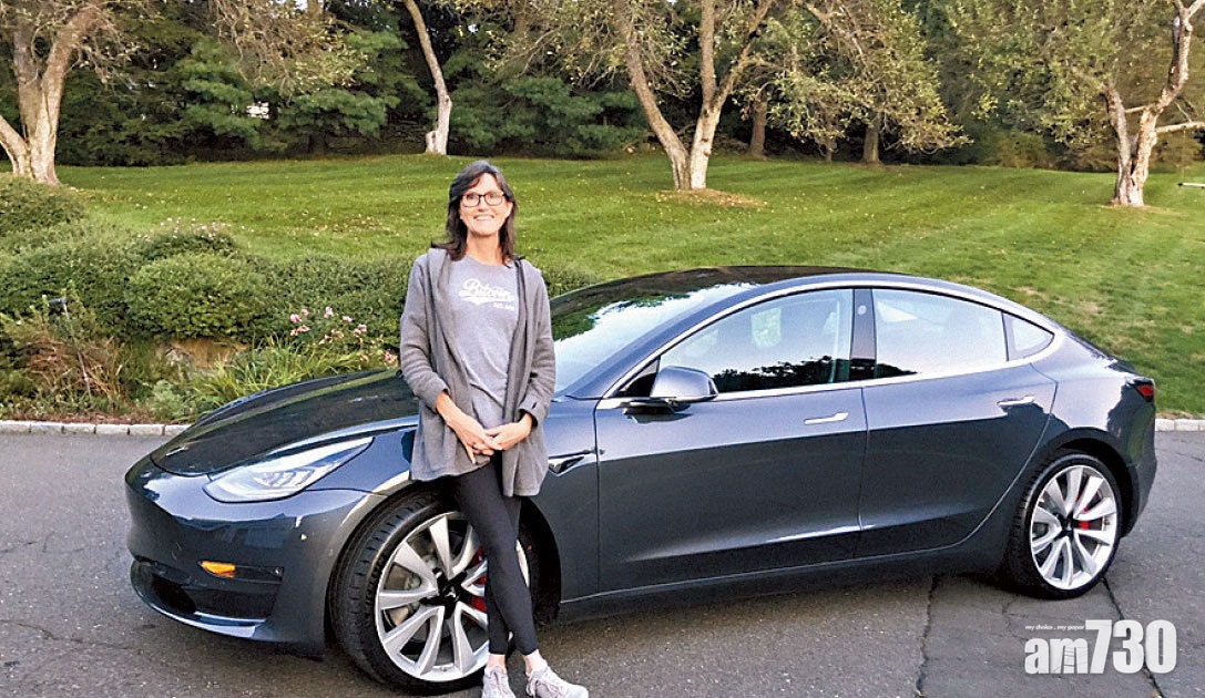 「女股神」加倉ADR　騰訊反彈2%