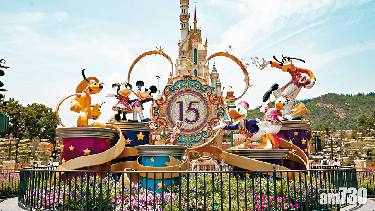 迎難而上 香港迪士尼15周年遇疫情 米奇米妮模型靠遙距監工 保質量