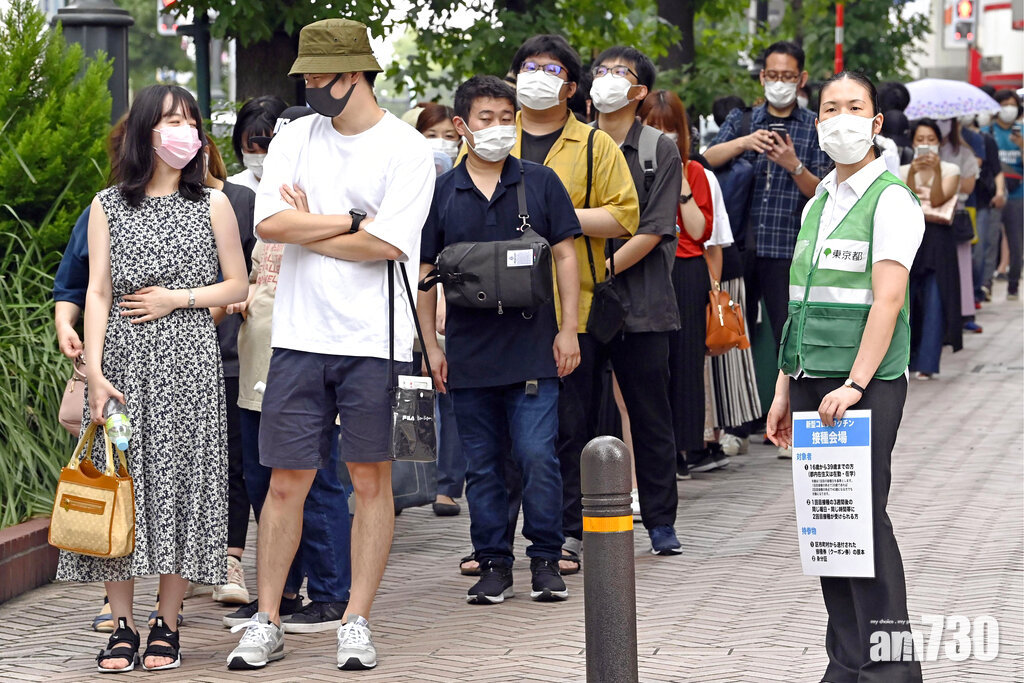 新冠肺炎︱日連續5日增逾2萬個案　兩30多歲男接種莫德納後死亡