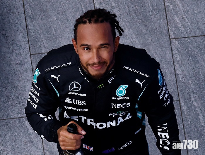 F1︱咸美頓俄羅斯站奪冠　成首位百勝車手