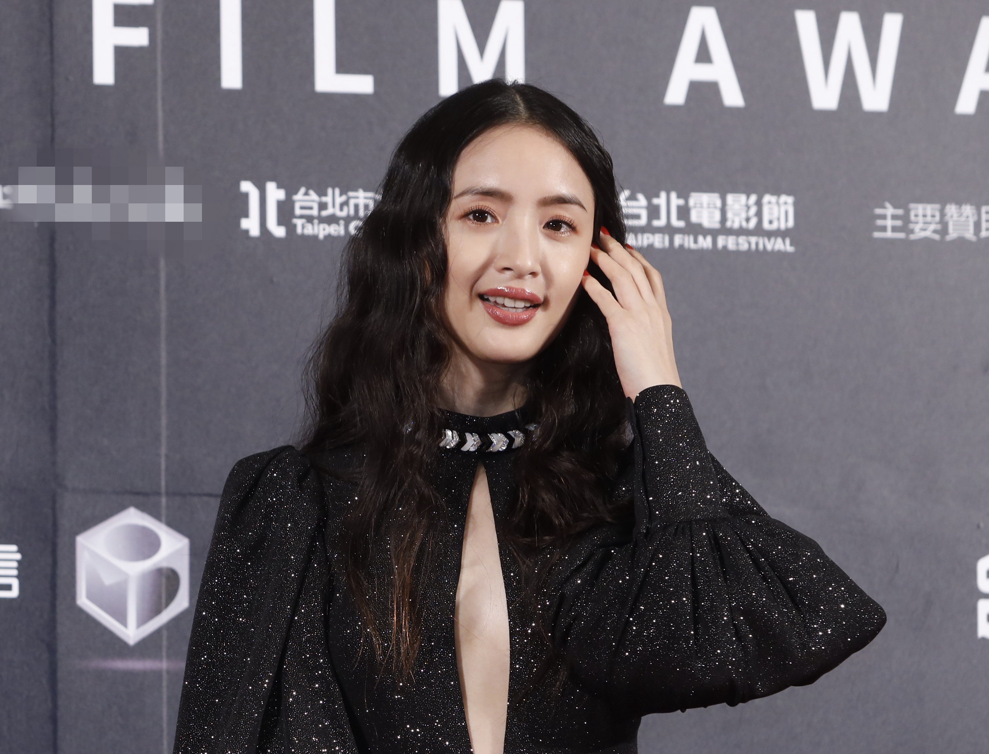 林依晨產後一個半月即復工