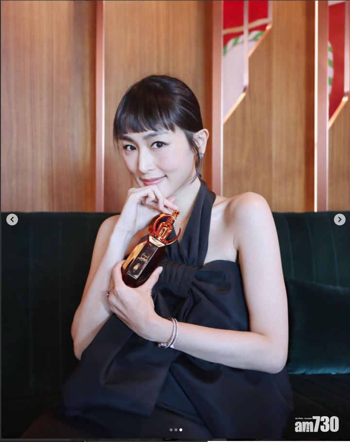 派6位數利是肉赤 蔡穎恩瞞夫拍親熱戲