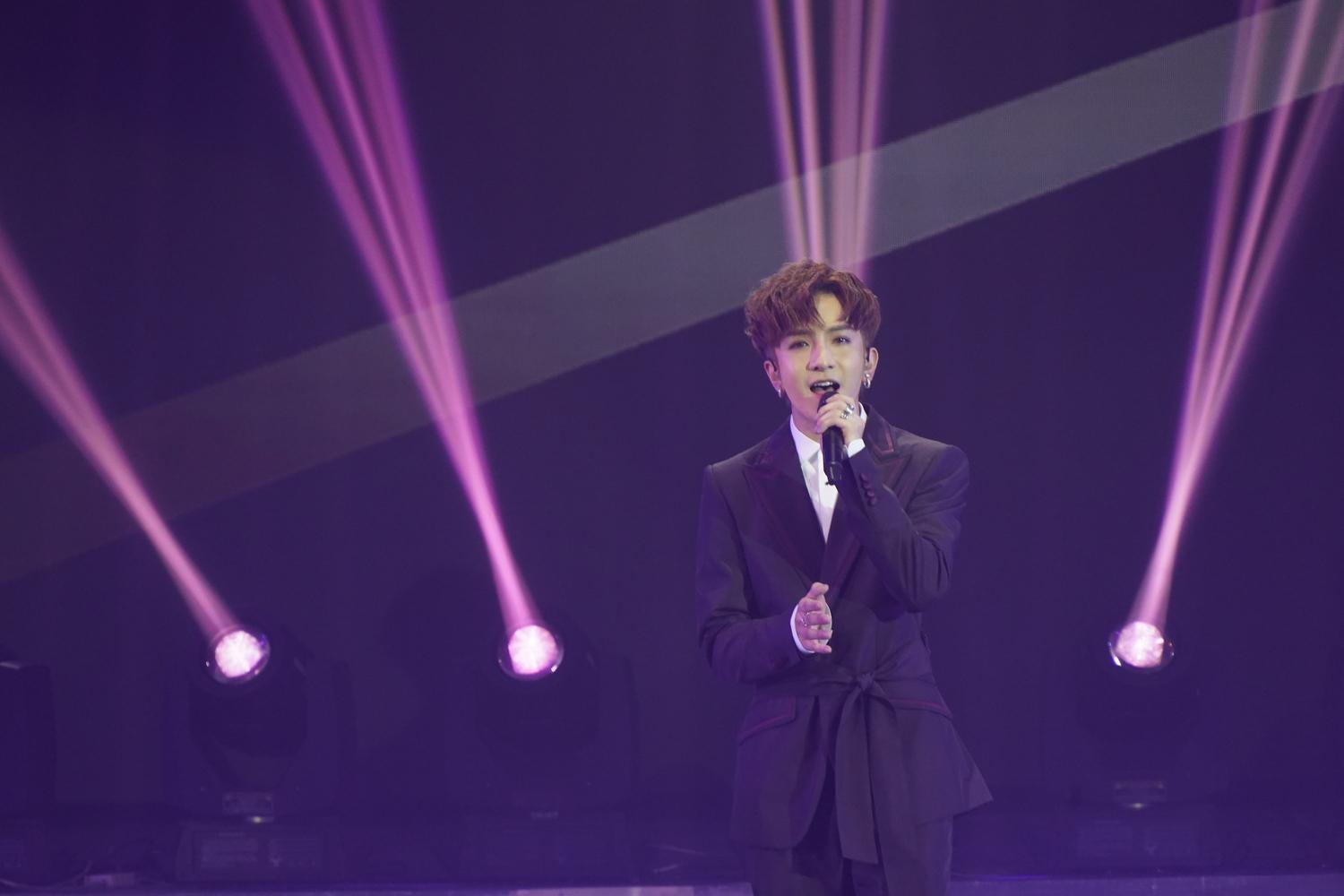 屬豬藝人有Anson Lo。