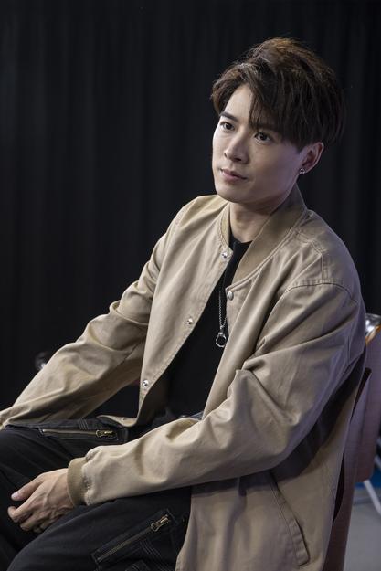 屬龍的藝人有Frankie