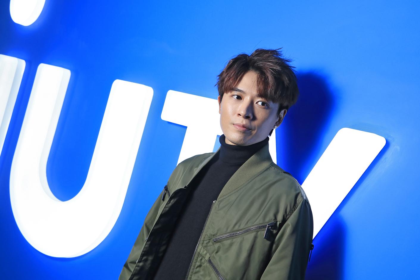 屬龍藝人有Frankie。