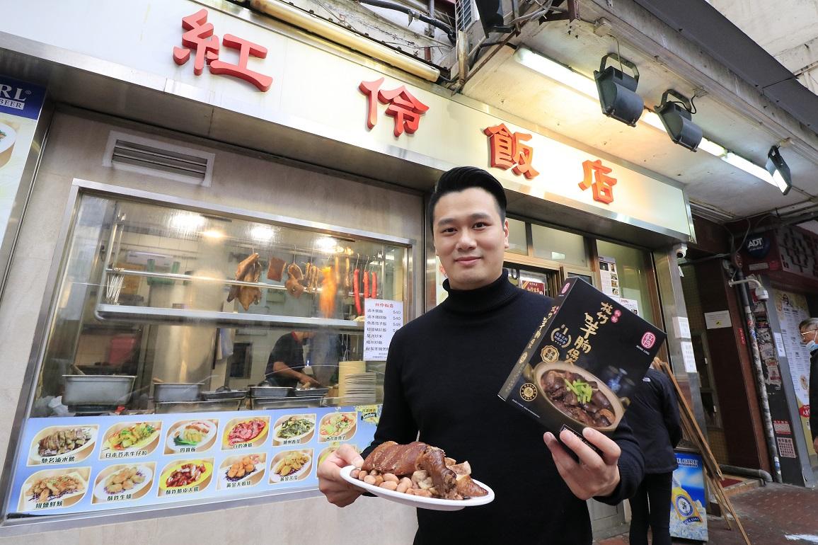 紅伶飯店第二代老闆Felix