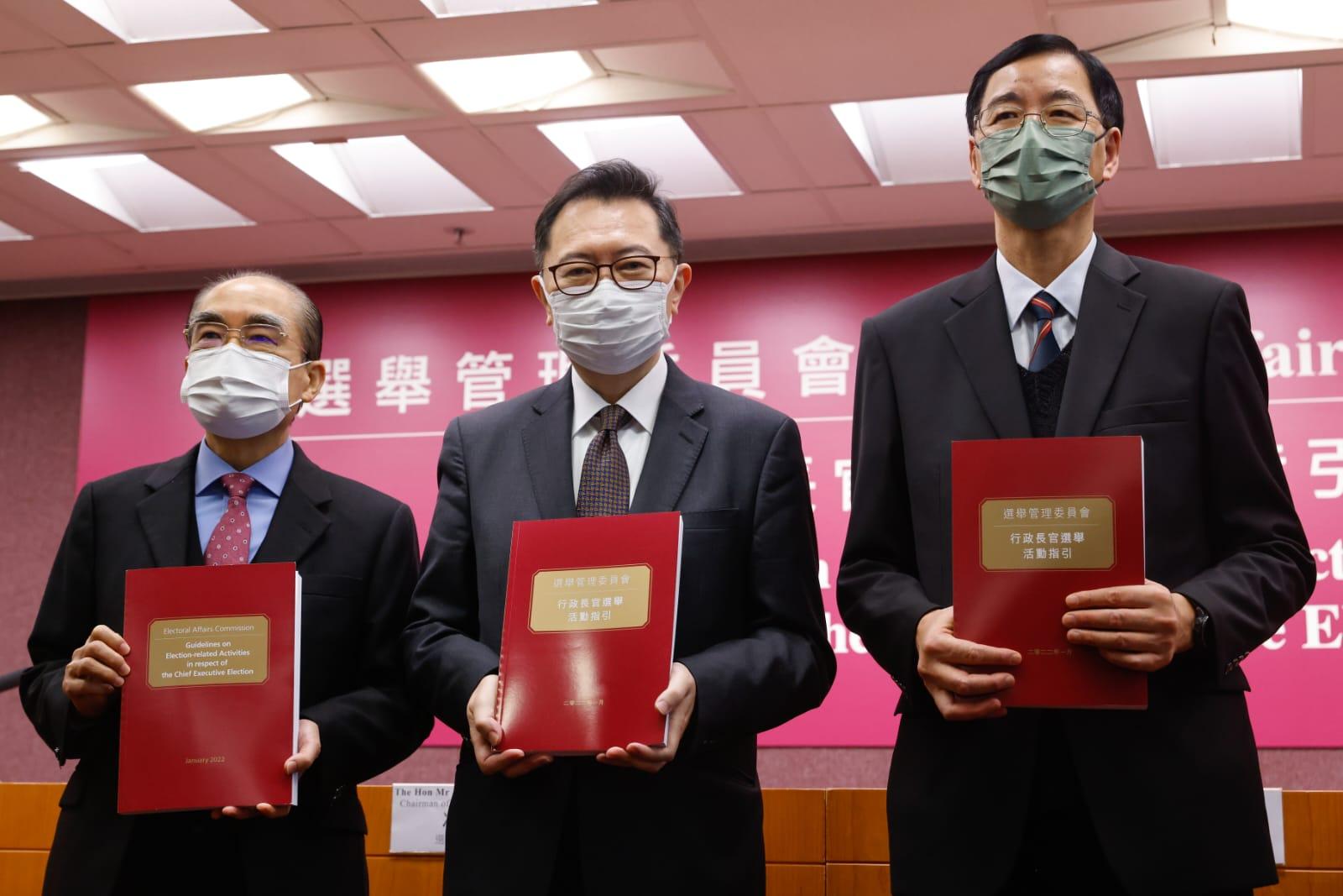 選管會公布行政長官選舉活動指引,當中有約50項修訂。(蘇文傑攝)