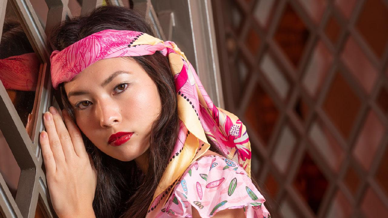 光澤底妝╳復古紅唇