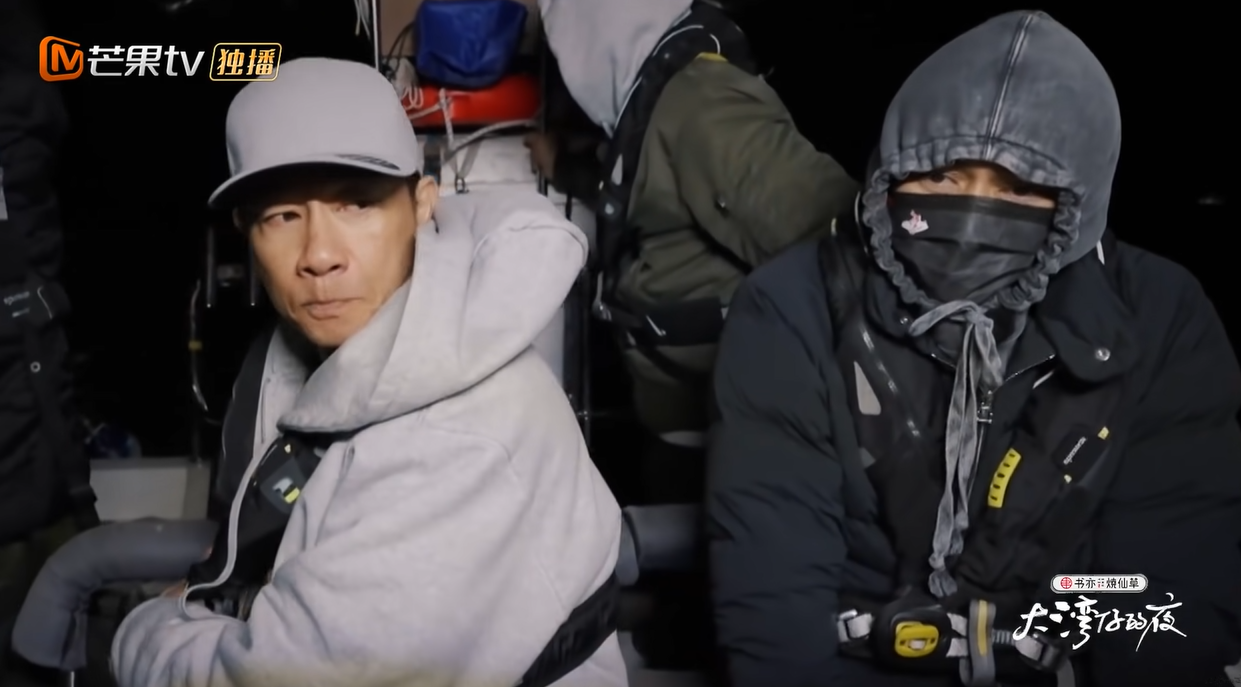 大家知道不能到香港之後,大感失落。