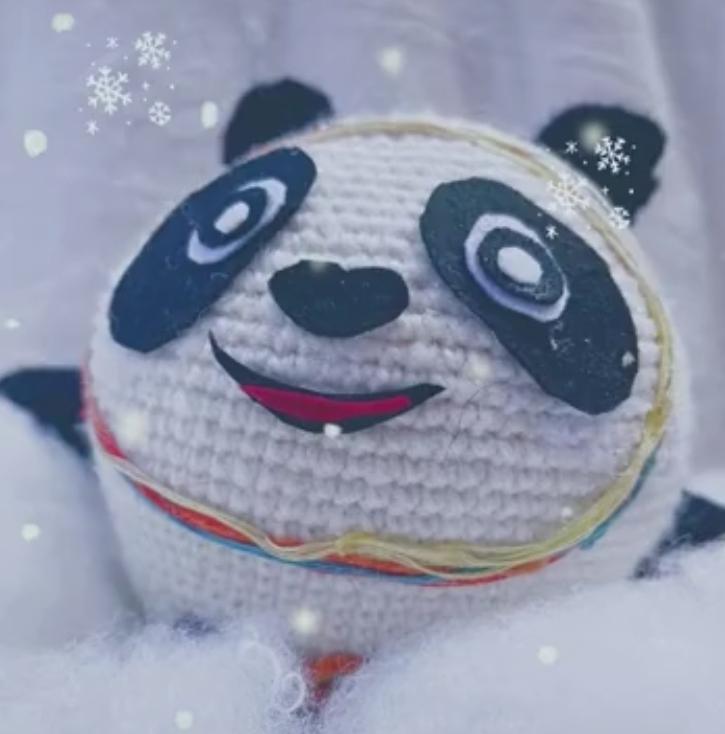 網民自製的冰墩墩。(互聯網)