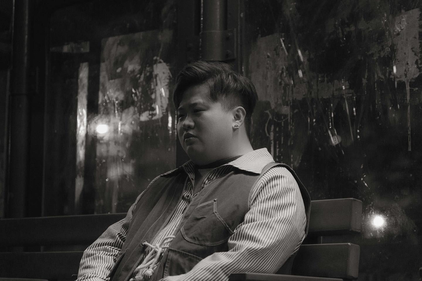 肥仔拍MV時一度感觸落淚。