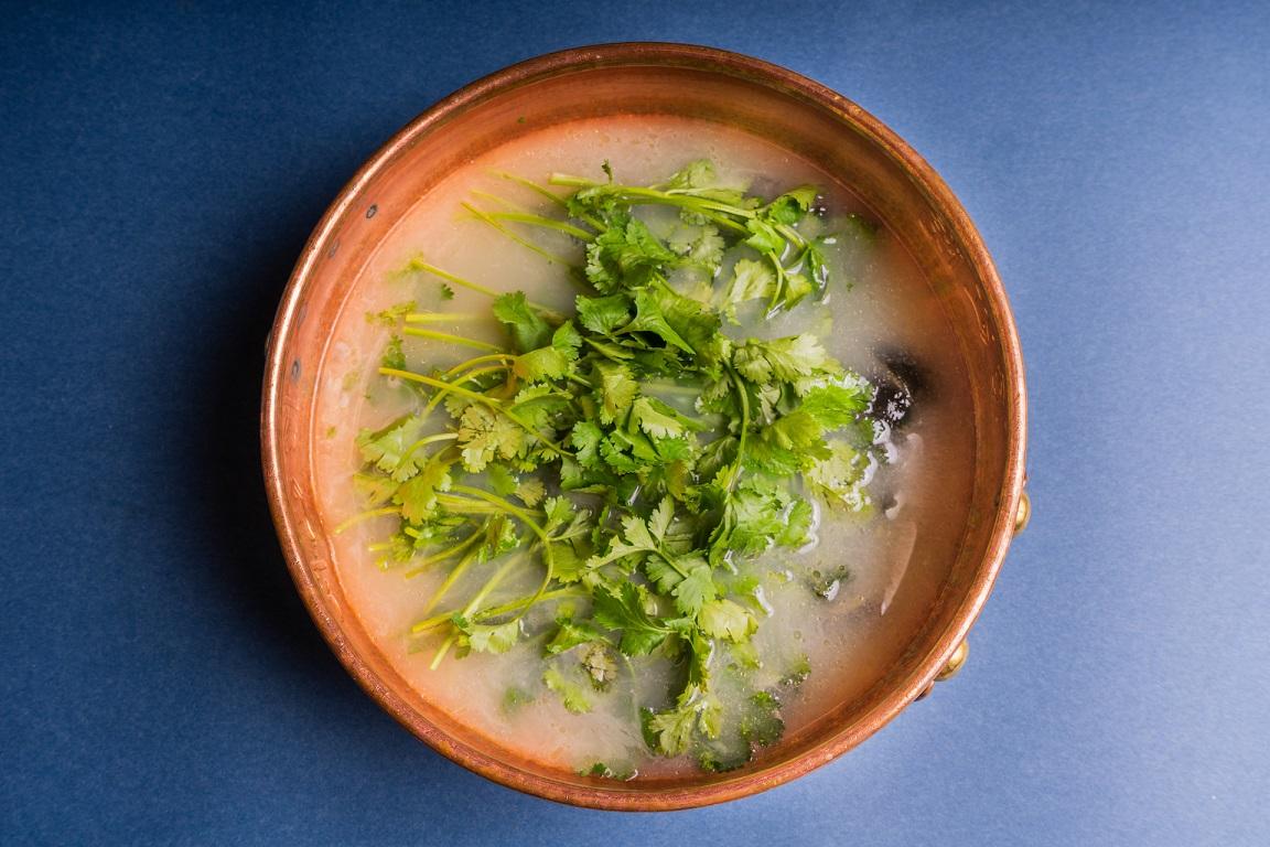 酒綠皮蛋芫荽山