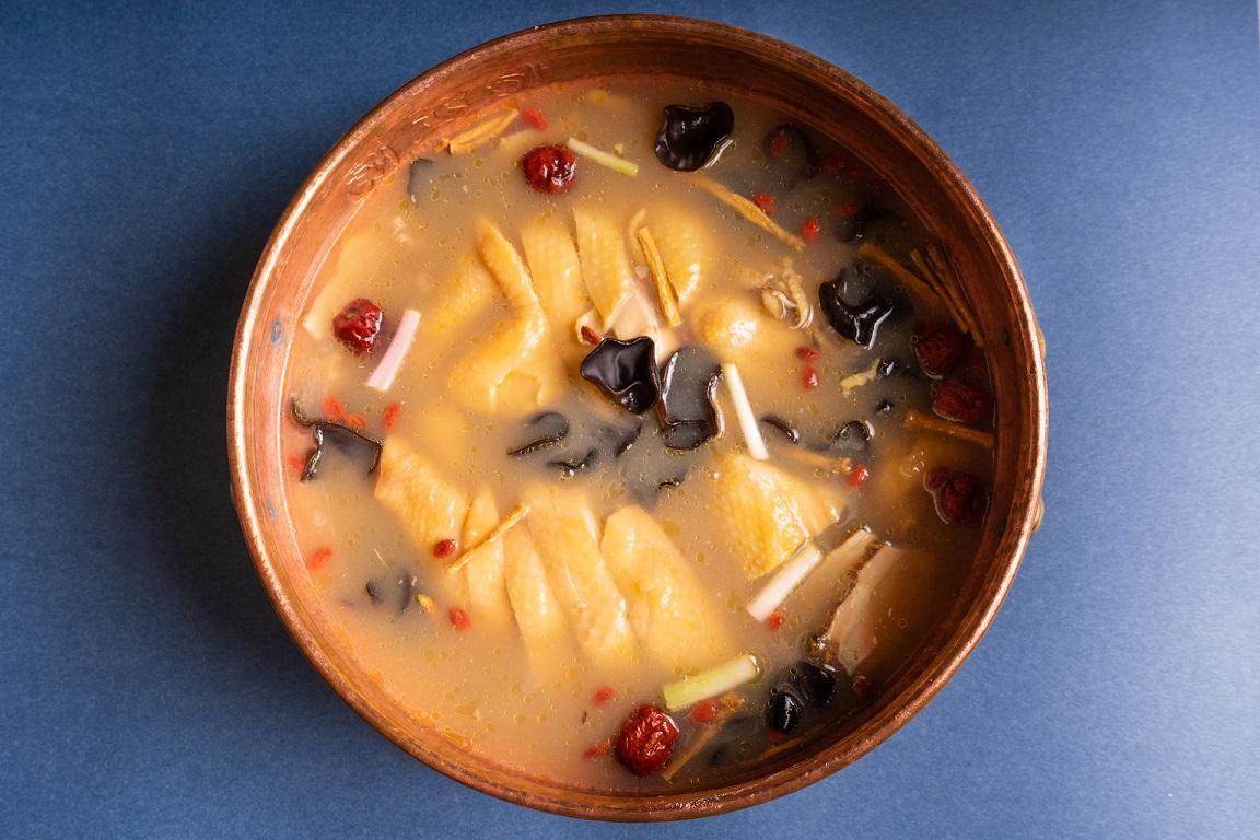 養生藥膳花雕雞 (生雞)