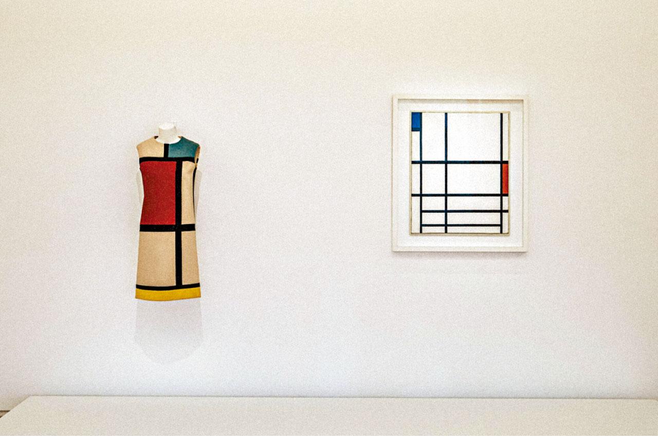 Yves Saint Laurent 60周年巴黎聯展