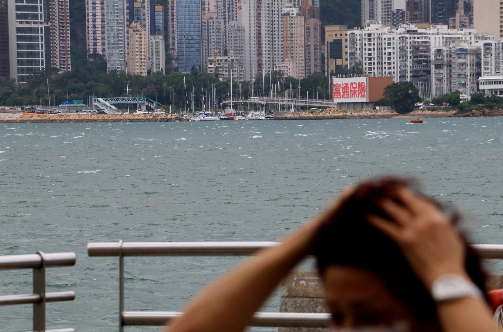 「百分百擔保個人特惠貸款計劃」申請期延長一年。(資料圖片/林俊源攝)