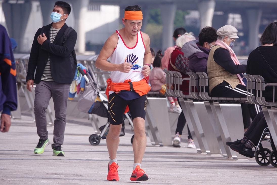 戶外運動將不再獲豁免戴口罩。(資料圖片/陳奕釗攝)