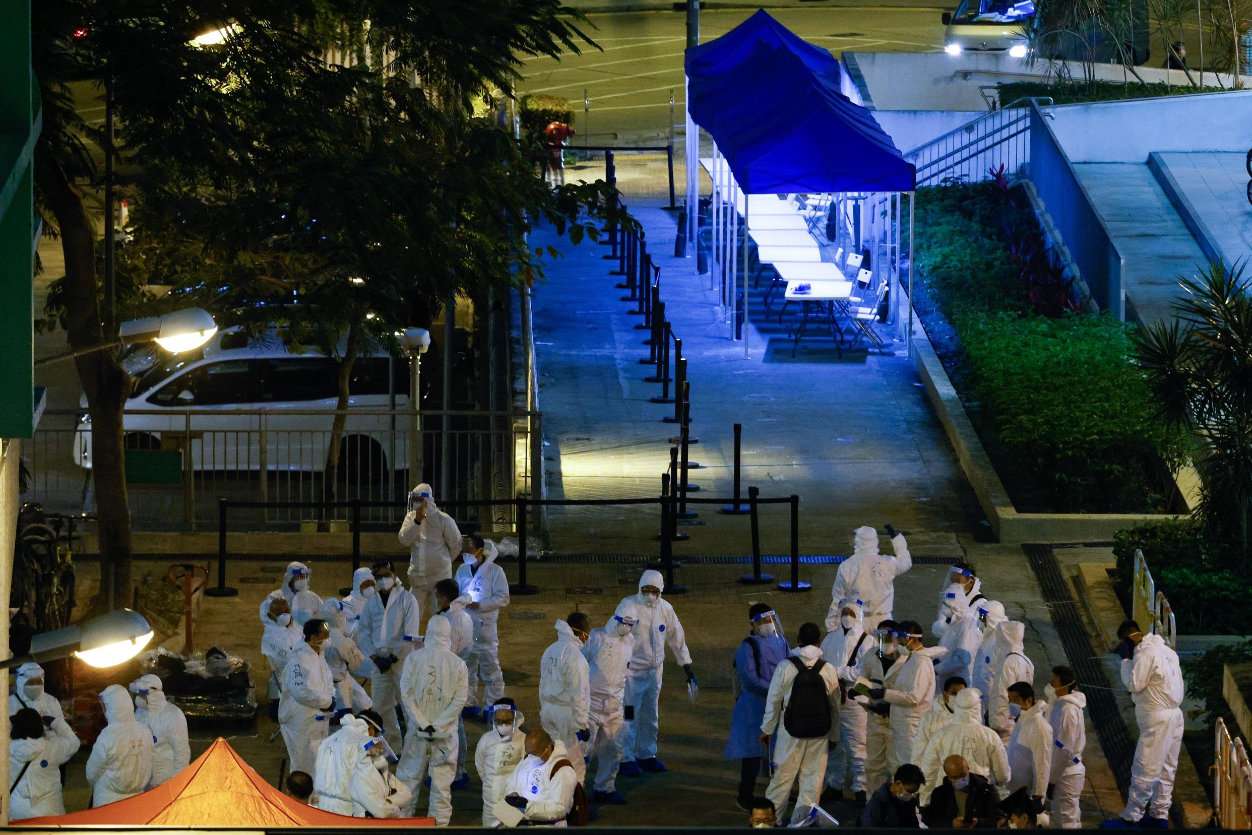 大圍美田邨美秀樓、美景樓及美致樓圍封檢測。(資料圖片/蘇文傑攝)