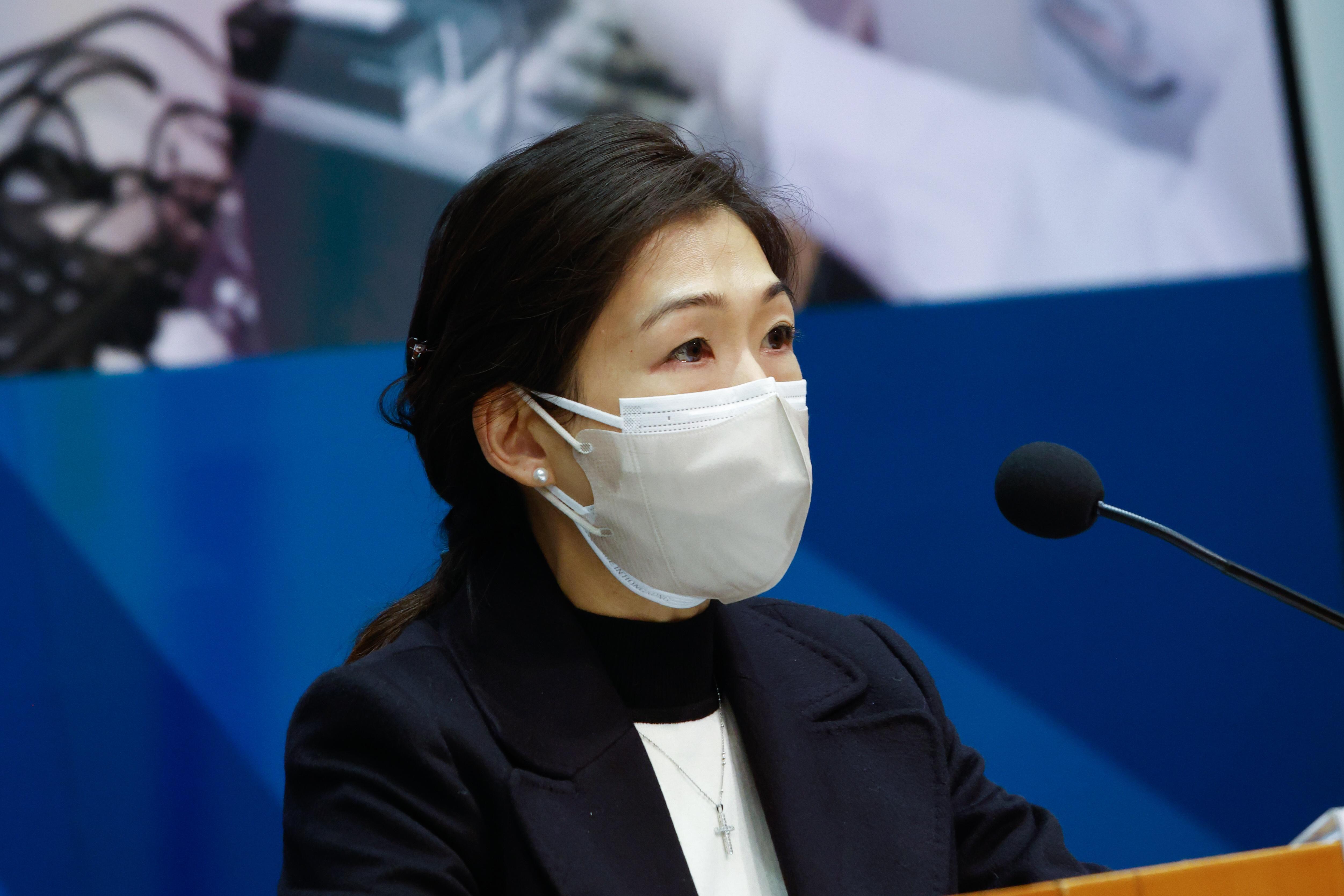 醫管局總行政經理(病人安全及風險管理)何婉霞。(蘇文傑攝)