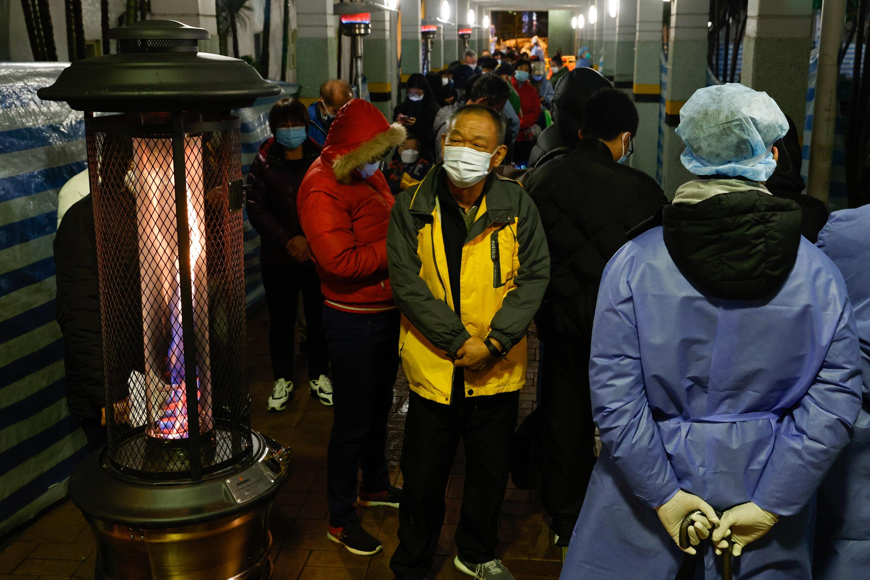 馬鞍山頌安邨頌群樓圍封檢測。(資料圖片/蘇文傑攝)