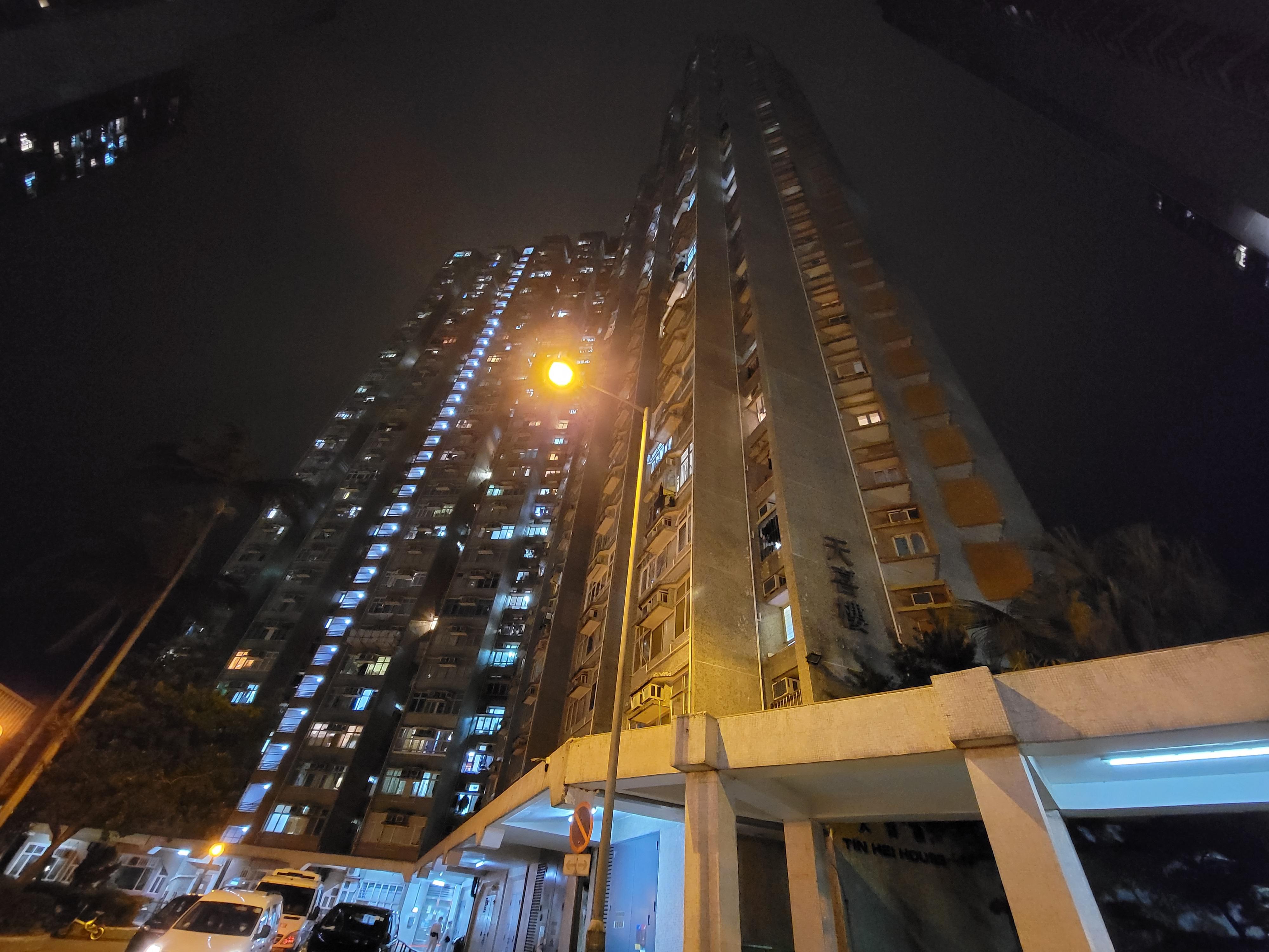 上水天平邨天喜樓圍封檢測。(資料圖片/鍾式明攝)