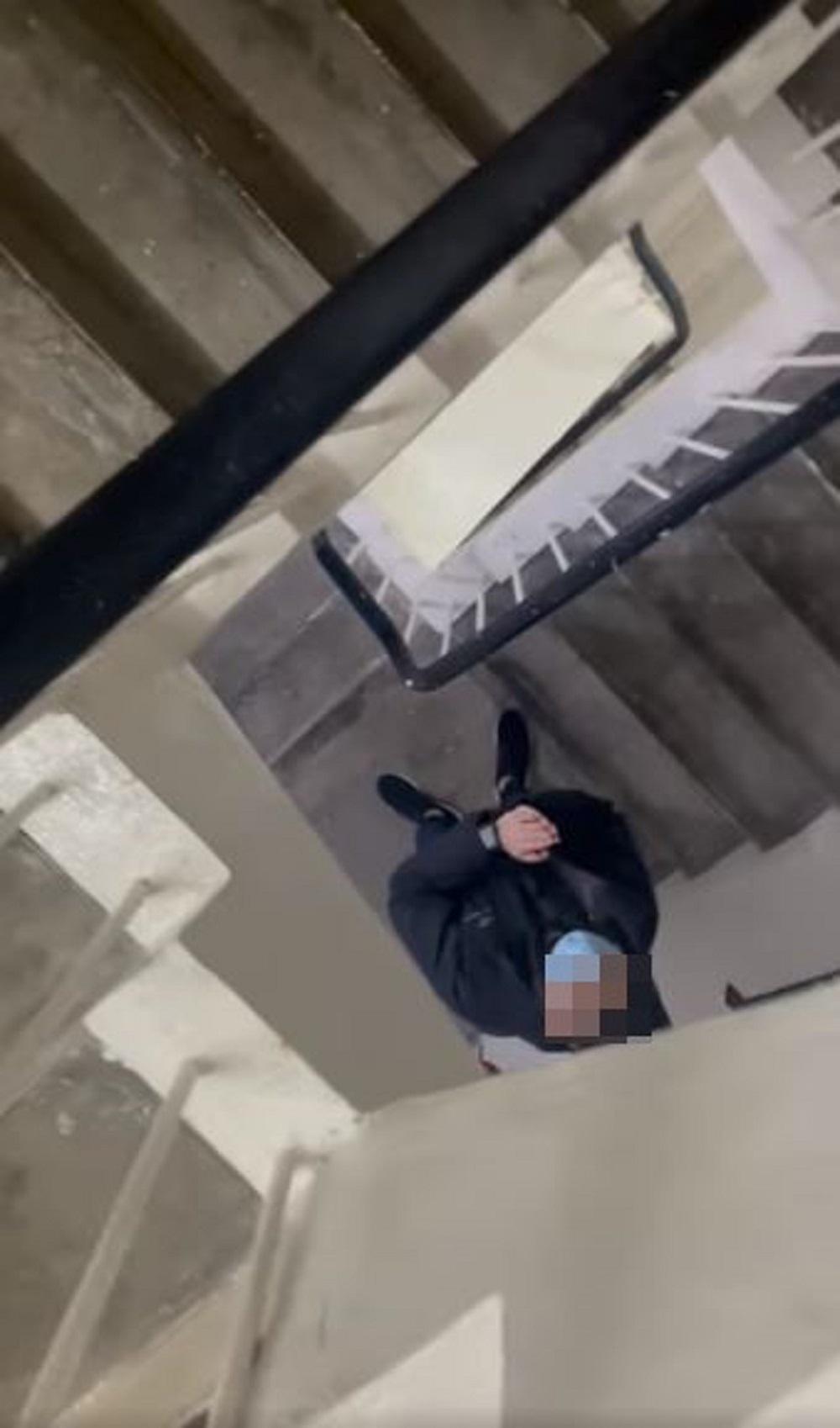 涉案警員並要求英籍女子成為他的情婦。