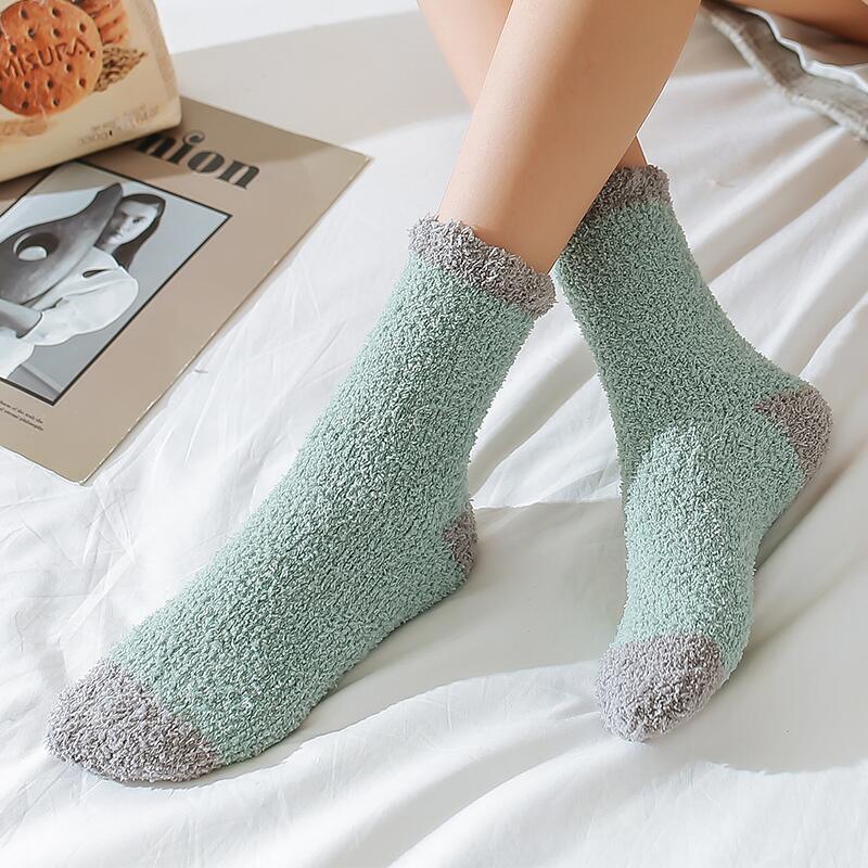 雙腳的保暖亦非常重要。